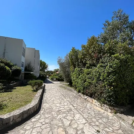 Hotel apartamentowy Plat
